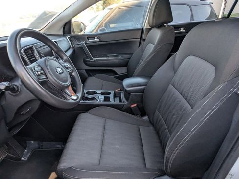 Used 2017 Kia Sportage LX AWD/4WD image 17