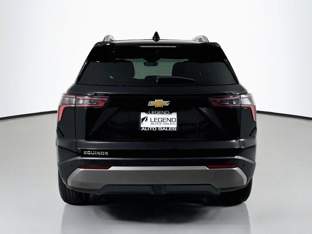 Used 2025 Chevrolet Equinox LT w/ Convenience Package II FWD image 7