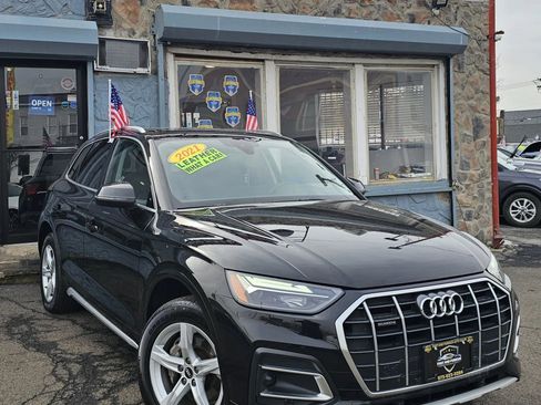 Used 2021 Audi Q5 2.0T Premium image 2