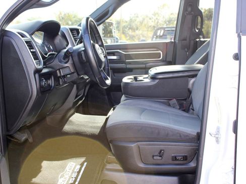 Used 2024 RAM 2500 Big Horn AWD/4WD image 14