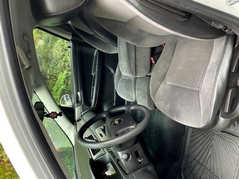 Used 2013 Chevrolet Impala Police FWD image 9