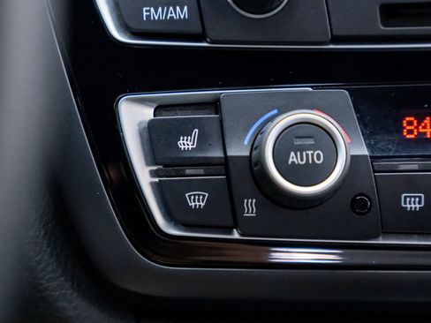 Used 2014 BMW 428i xDrive Convertible image 25