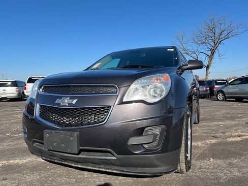 Used 2014 Chevrolet Equinox LT w/ Driver Convenience Package image 2