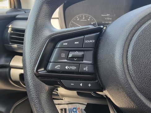 Used 2024 Subaru Crosstrek 2.0i Premium image 18