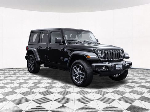 Used 2025 Jeep Wrangler Unlimited Sport S 4xe w/ Convenience Group AWD/4WD image 15