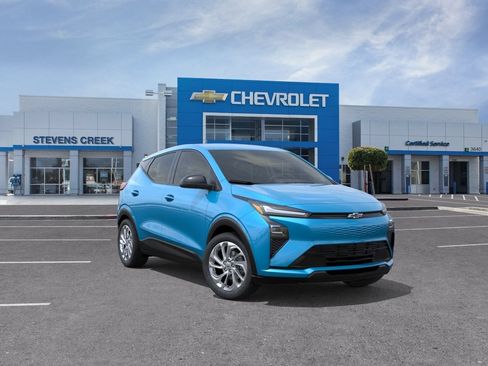 New 2027 Chevrolet Bolt LT w/ Comfort Package FWD image 9