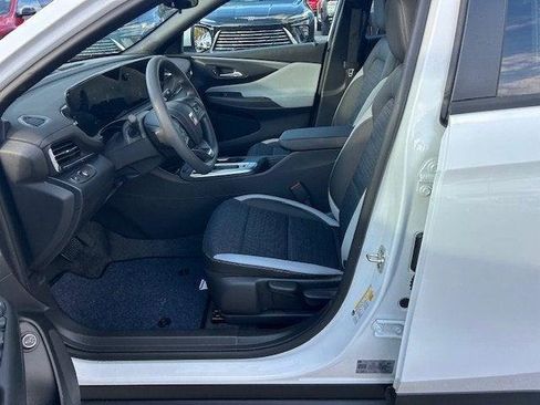 New 2026 Buick Envista Preferred w/ Convenience II Package image 14