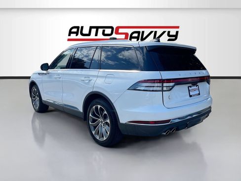 Used 2025 Lincoln Aviator Reserve w/ Illumination Package AWD/4WD image 5