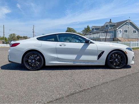 Used 2023 BMW M850i xDrive Coupe AWD/4WD image 4