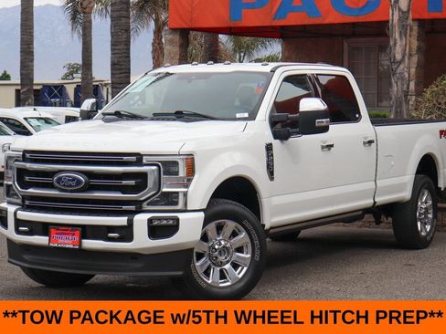 Used 2022 Ford F250 Platinum w/ FX4 Off-Road Package AWD/4WD image 4
