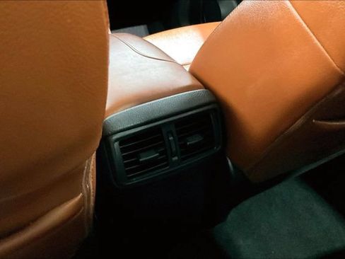 Used 2019 Nissan Rogue SL AWD/4WD image 13