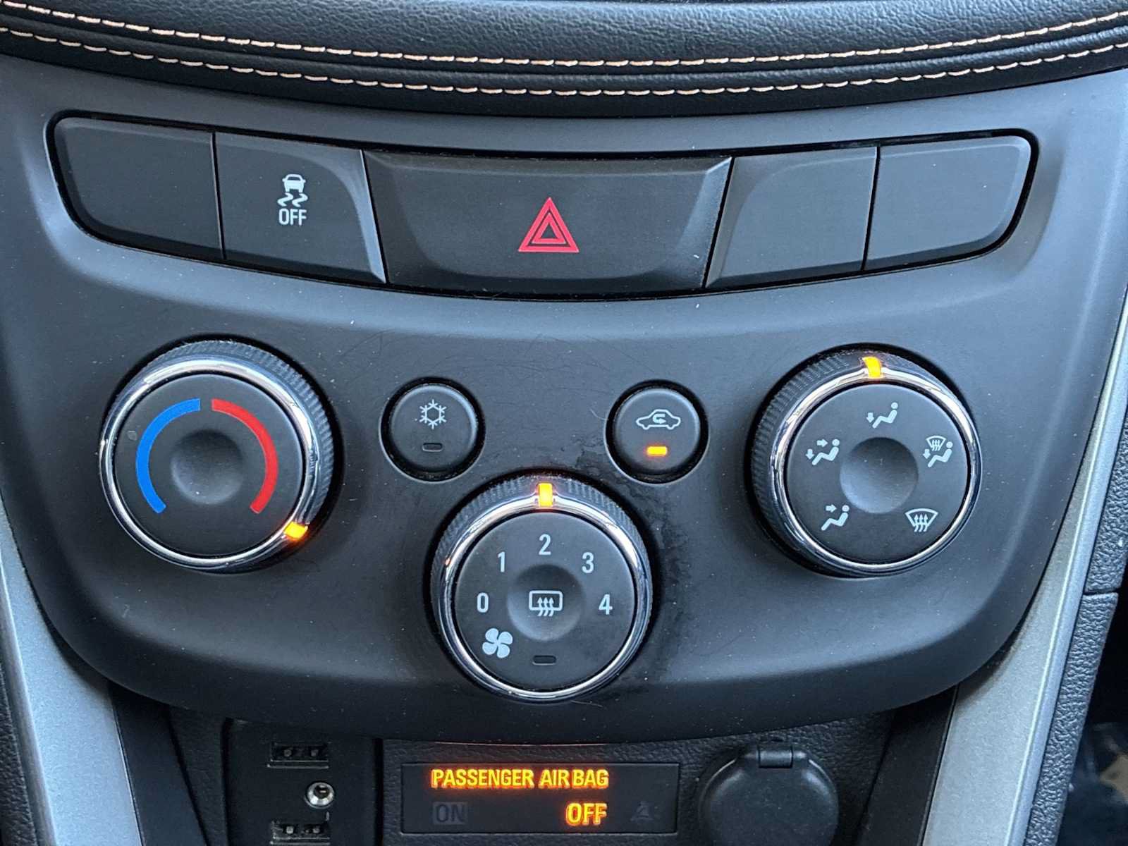 Used 2018 Chevrolet Trax LS AWD/4WD image 16