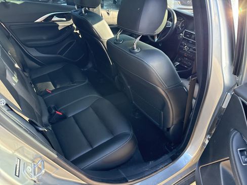 Used 2018 INFINITI QX30 AWD image 20