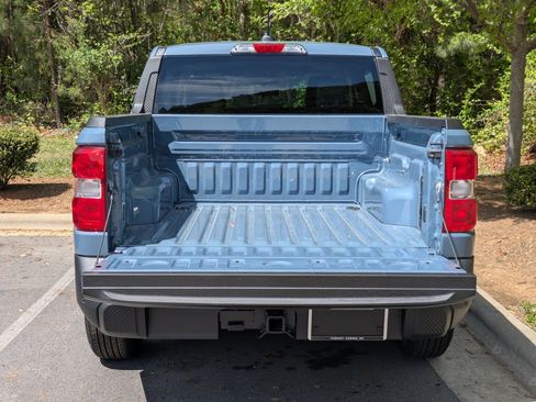New 2026 Ford Maverick XLT w/ XLT Luxury Package FWD image 29