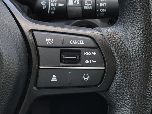 Used 2025 Honda CR-V EX image 19