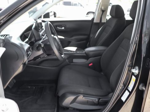 Used 2024 Honda HR-V LX image 17