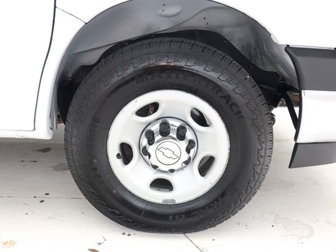 Used 2019 Chevrolet Express 3500 LT w/ LT Preferred Equipment Group RWD image 29