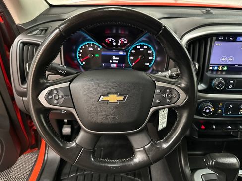 Used 2019 Chevrolet Colorado LT AWD/4WD image 15