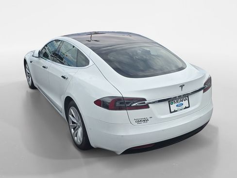 Used 2017 Tesla Model S 75D image 23