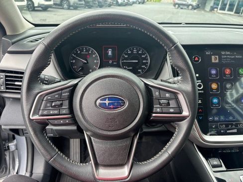 Certified 2025 Subaru Outback Premium AWD/4WD image 17