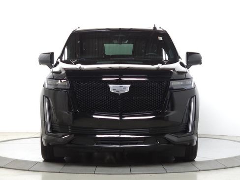Used 2023 Cadillac Escalade Sport w/ LPO, ONYX Package AWD/4WD image 11