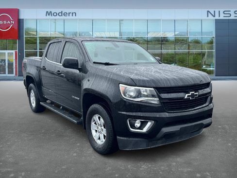Used 2016 Chevrolet Colorado LT w/ LT Convenience Package image 3
