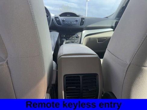 Used 2017 Ford Escape SE AWD/4WD image 7
