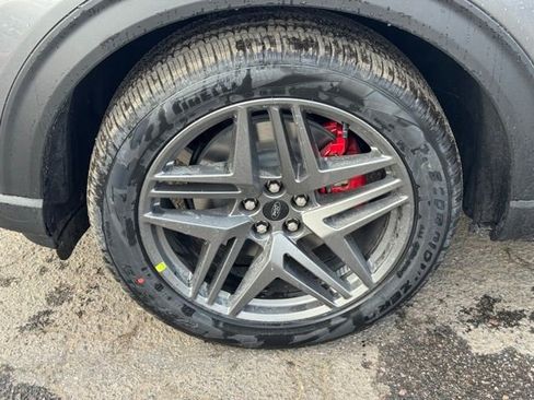 New 2026 Ford Explorer ST w/ Sun And Sound Package image 9