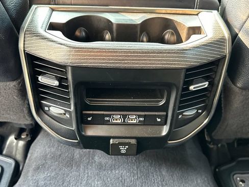 Used 2023 RAM 2500 Limited AWD/4WD image 22