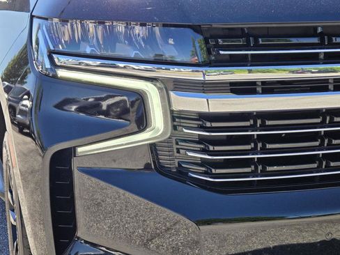Used 2023 Chevrolet Tahoe LT RWD image 3
