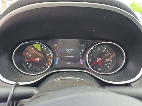 Used 2020 Jeep Compass Latitude w/ Popular Equipment Group AWD/4WD image 9