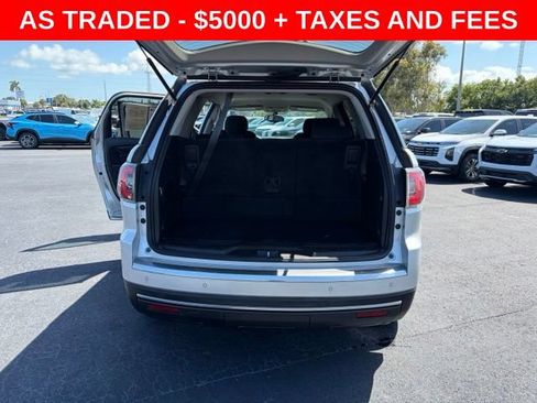 Used 2014 GMC Acadia SLE FWD image 17