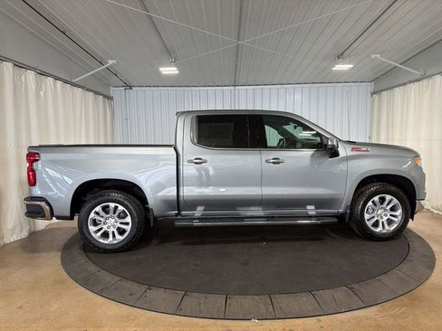 New 2026 Chevrolet Silverado 1500 LTZ w/ LTZ Premium Package AWD/4WD image 10