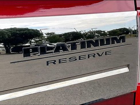 Used 2017 Nissan Titan Platinum Reserve AWD/4WD image 8