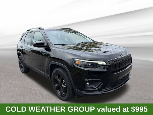 Used 2020 Jeep Cherokee Latitude Plus AWD/4WD image 5