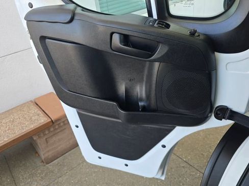 Used 2023 RAM ProMaster 2500 FWD image 17