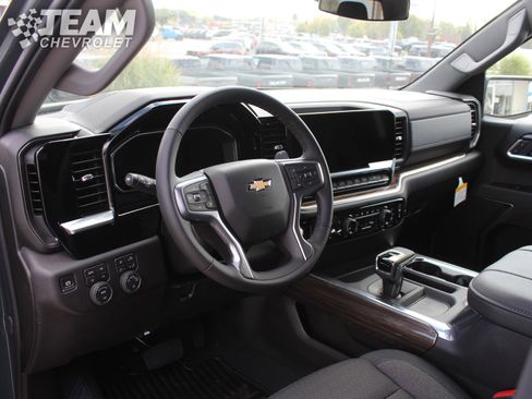 New 2026 Chevrolet Silverado 1500 LT w/ Z71 Off-Road Package image 12