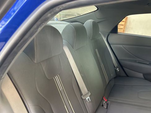 Used 2022 Hyundai Elantra SEL FWD image 26