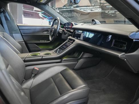 Used 2020 Porsche Taycan Turbo AWD/4WD image 28