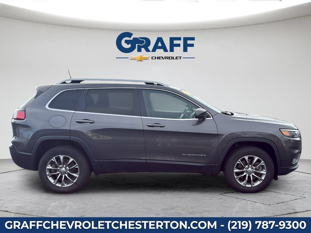 Used 2019 Jeep Cherokee Latitude Plus AWD/4WD image 9