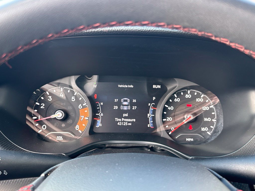 Used 2024 Jeep Compass Trailhawk AWD/4WD image 22