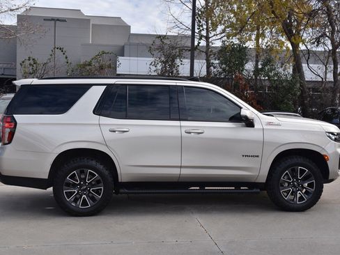 Used 2021 Chevrolet Tahoe Z71 w/ Z71 Signature Package image 6