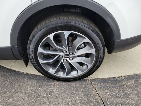 Certified 2023 Lincoln Nautilus Reserve w/ Equipment Group 201A image 11