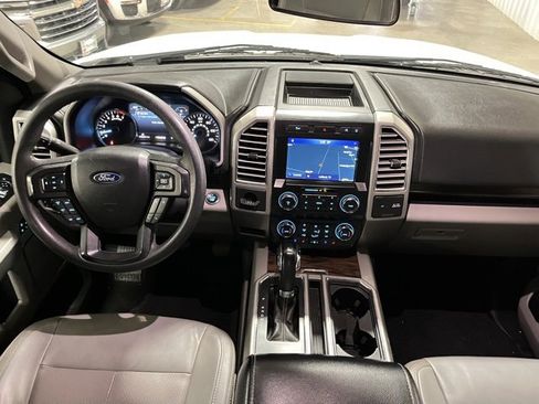 Used 2020 Ford F150 Lariat image 23