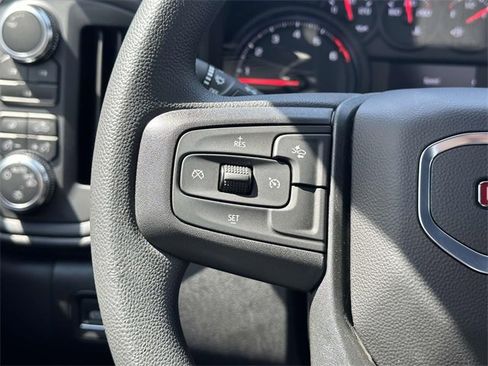 Used 2025 GMC Sierra 2500 Pro image 15