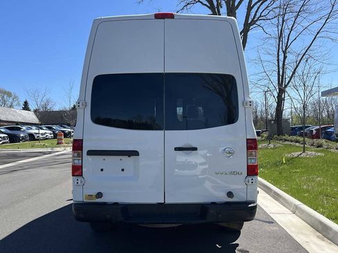 Used 2018 Nissan NV 2500 SV w/ Navigation Package RWD image 18