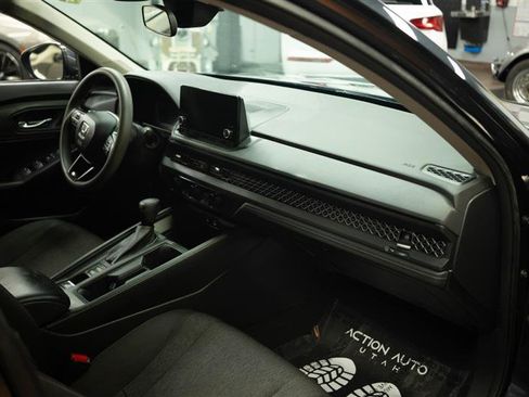 Used 2024 Honda Accord EX image 14