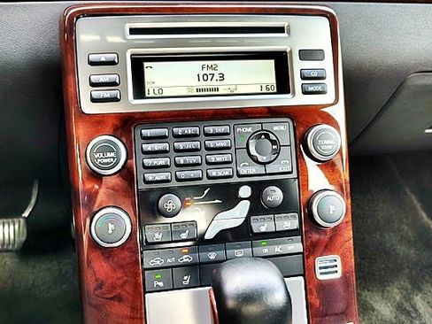 Used 2010 Volvo S80 V8 image 19