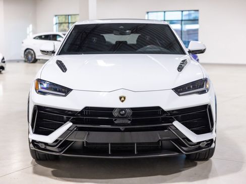 Used 2023 Lamborghini Urus Performante image 11