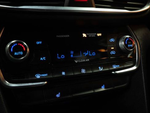 Used 2020 Hyundai Santa Fe SEL w/ Convenience + Premium Package AWD/4WD image 21